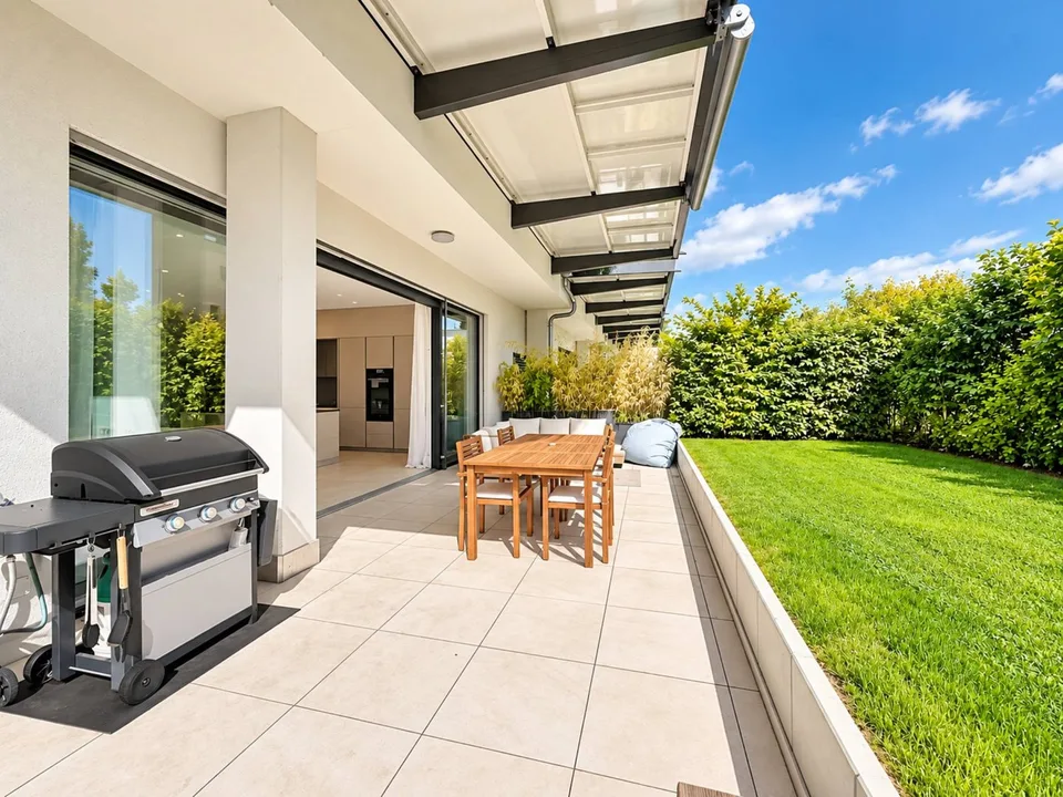 Elegante appartamento di 3.5 locali con terrazza e giardino privato – foto 9 di 17