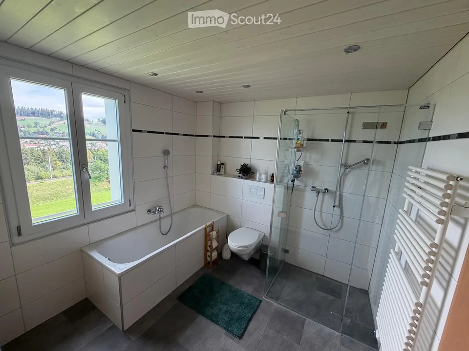 Large 8.5 room single-family house with a very beautiful view – photo 9 of 15