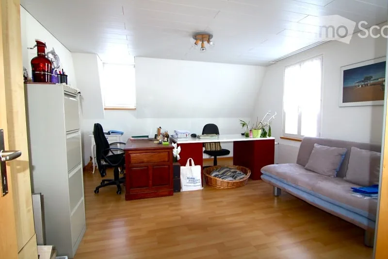 Large 8.5 room single-family house with a very beautiful view – photo 11 of 15
