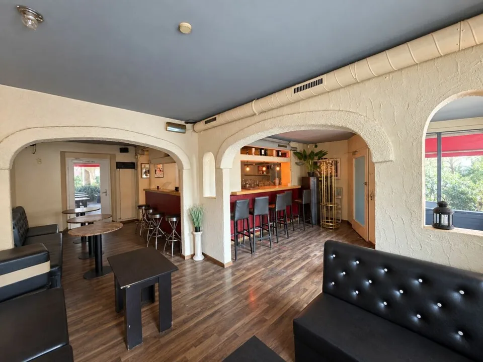Immeuble d'habitation et de commerce nécessitant une rénovation au cœur d'Olten – photo 4 sur 20