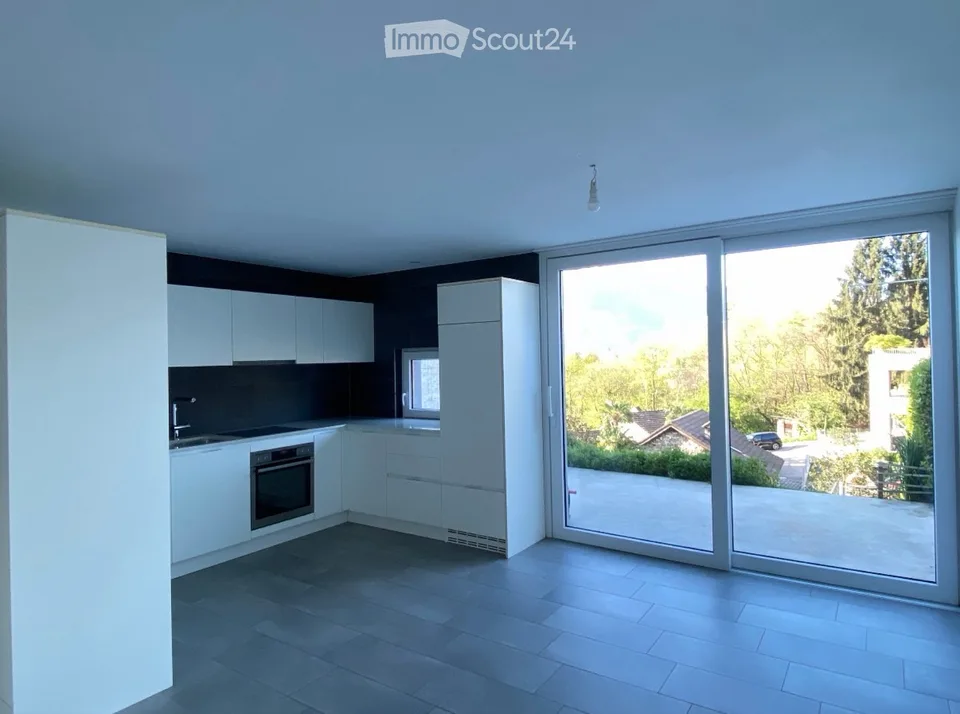 Haus zur Miete in Contra 4.5 Zimmer - Ein Mieter gesucht – Foto 4 von 5