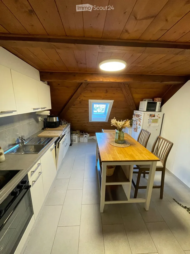 Übernahme des Mietvertrags - Charmantes Apartment mit Seeblick – Foto 3 von 5