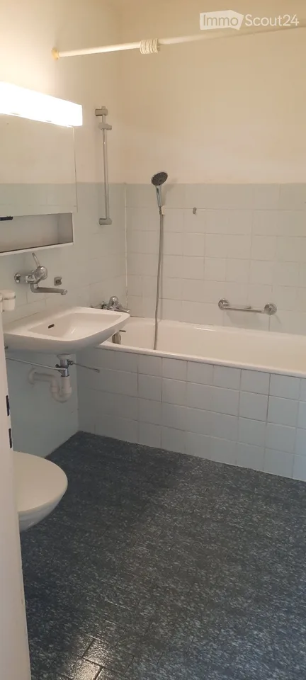 Apartment for rent in Courgenay – photo 4 of 5