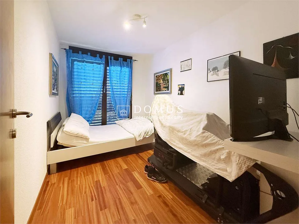 Wohnung 4.5 Zimmer mit Garten – Foto 11 von 13