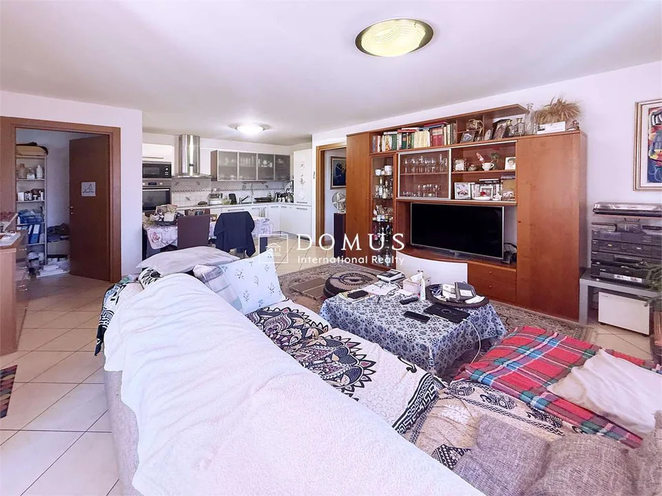 Wohnung 4.5 Zimmer mit Garten – Foto 4 von 13