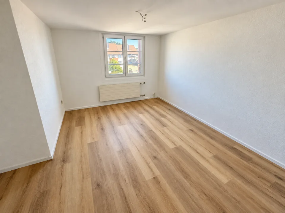 Helle, modern 3,5-Zimmer-Wohnung mit viel Wohnkomfort – Foto 4 von 5