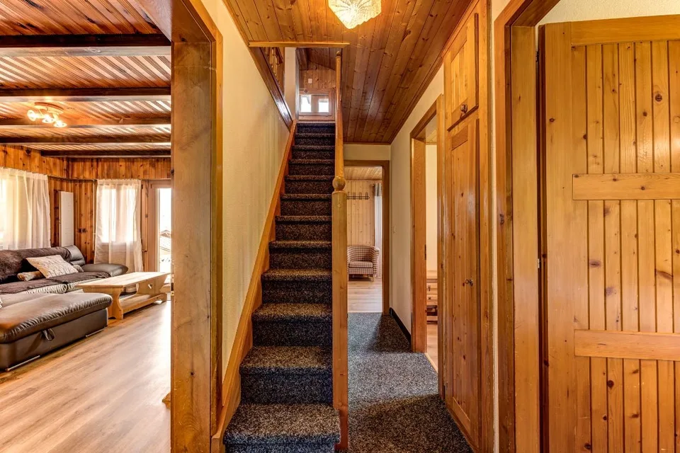 Charmantes Chalet in der Nähe der Seilbahn – Foto 9 von 13