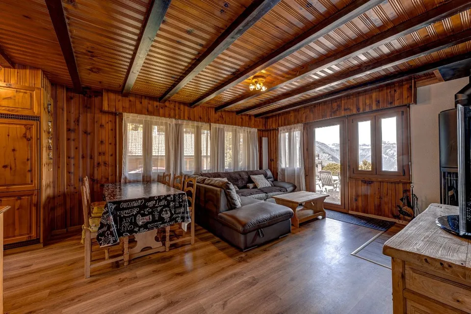 Charmantes Chalet in der Nähe der Seilbahn – Foto 6 von 13