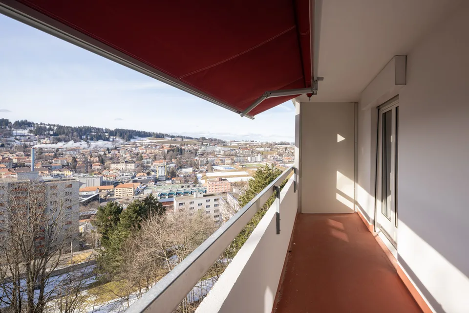 APPARTEMENT 4.5 RENOVE AVEC BALCON ET ASCENSEUR – photo 10 sur 11