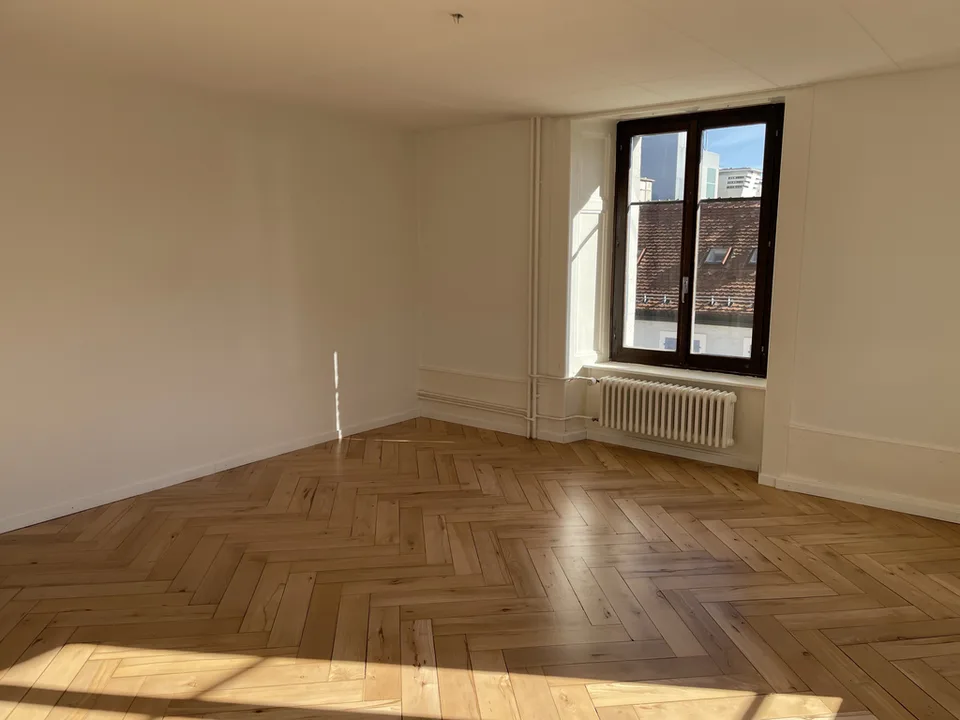 4.5 Zimmer Wohnung in La Chaux-de-Fonds – Foto 6 von 11