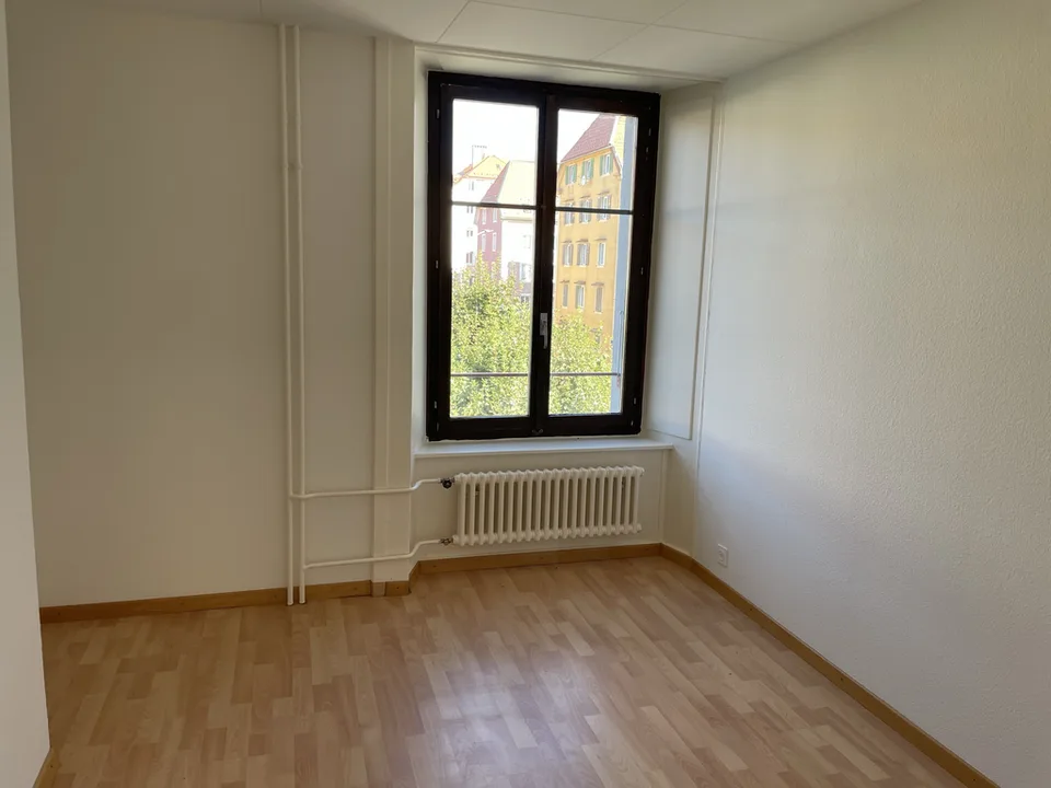 4.5 Zimmer Wohnung in La Chaux-de-Fonds – Foto 7 von 11