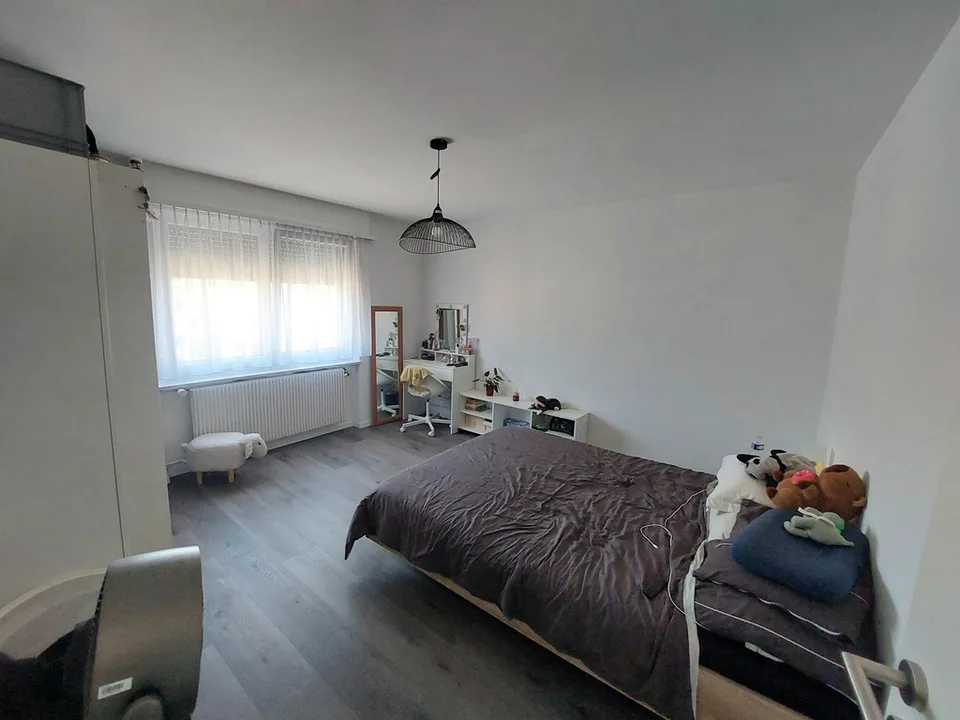 Schönes 2.5-Zimmer-Appartement im 4. Stock mit Aufzug – Foto 6 von 7