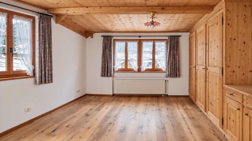 Eine Immobilie, die sofort berührt. Traditionell. Warm. Sonnenverwöhnt. – Foto 14 von 15