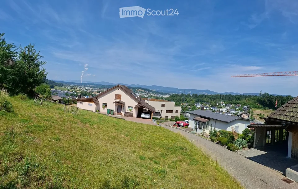 Terreno su pendio soleggiato - Ideale per costruttori e investitori – foto 4 di 6