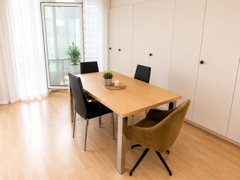 Charmante 3.5-Zimmer-Wohnung mit Balkon – Foto 2 von 7