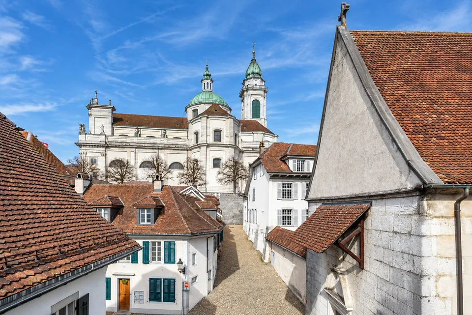 Unique living above the roofs of Solothurn – photo 9 of 9