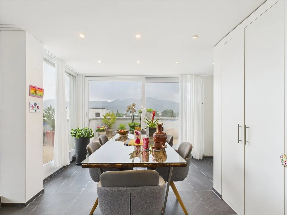 Penthouse de 4,5 pièces avec terrasse à Au SG à vendre – photo 4 sur 9