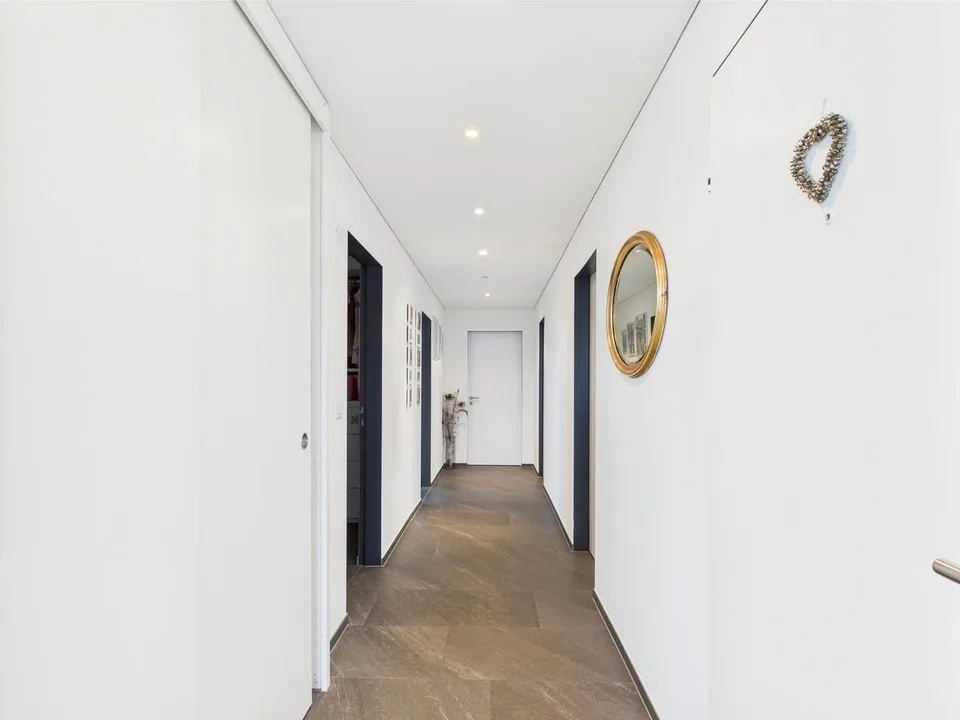 Penthouse de 4,5 pièces avec terrasse à Au SG à vendre – photo 5 sur 9