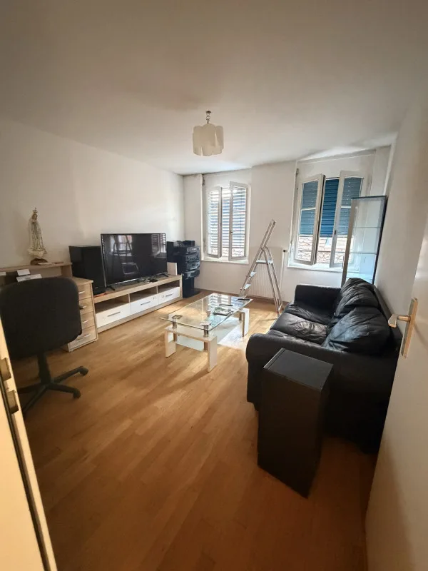 In Affitto - Appartamento di 2 Locali nel Centro di Cossonay – foto 3 di 3