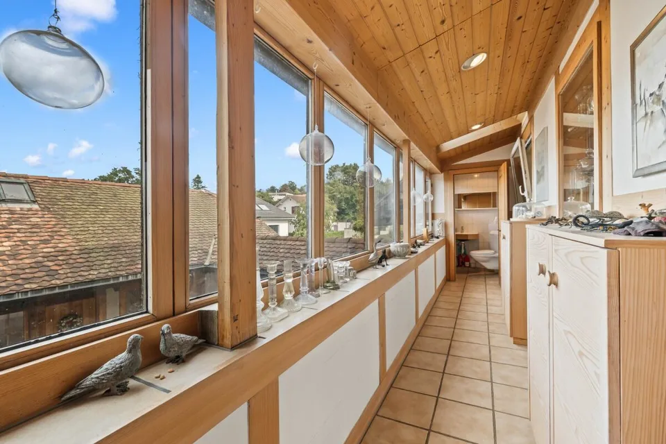Villa indipendente con fascino e ampia offerta di spazio, oltre a una casa per gli ospiti – foto 8 di 20