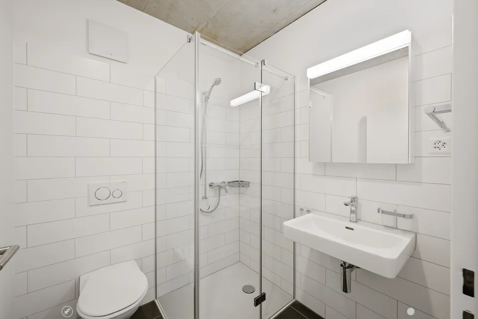 VISAVIE - WG-Zimmer mit eigenem Badezimmer – foto 2 di 7