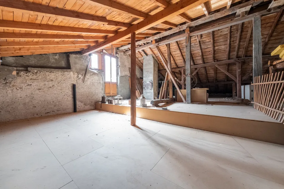 Dorfscheune und Haus mit großem Potenzial – Foto 8 von 13