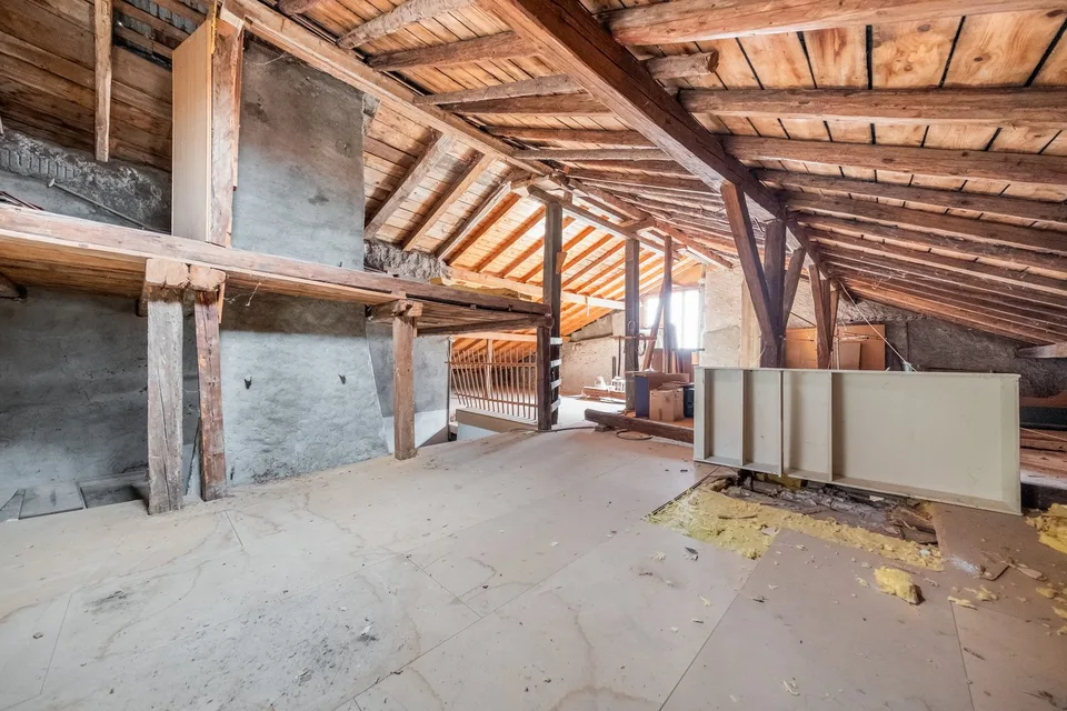 Dorfscheune und Haus mit großem Potenzial – Foto 6 von 13