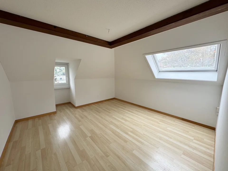 Stillvolle 4.5-Zimmerwohnung fast im Zentrum – Foto 3 von 8