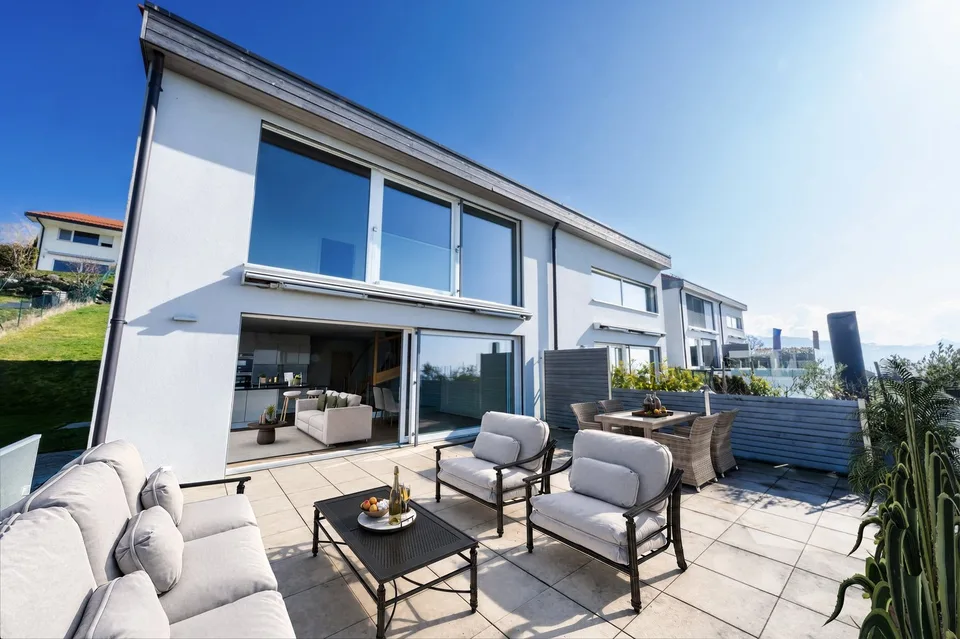 Familienvilla im modernen Stil mit Panoramablick auf den Genfersee – Aran – Foto 5 von 13