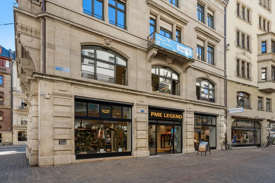 Maximale Sichtbarkeit dank 180 Schaufensterfront an der Gerbergasse – Foto 2 von 2