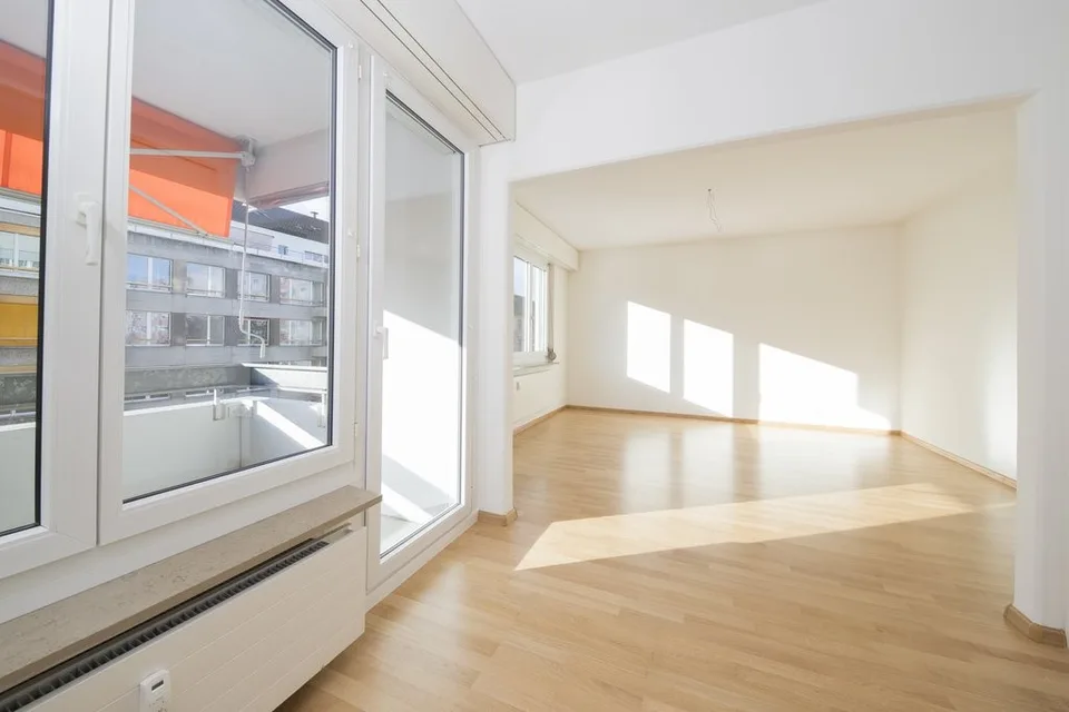 Renovierte, helle 3.5-Zimmerwohnung – Foto 5 von 11