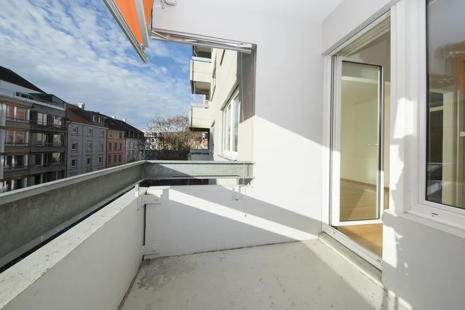 Renovierte, helle 3.5-Zimmerwohnung – Foto 11 von 11