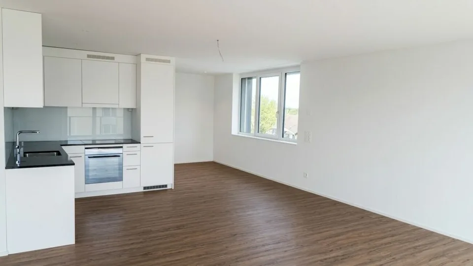Spacious 2.5 attic apartment with 79m2 – photo 7 of 11
