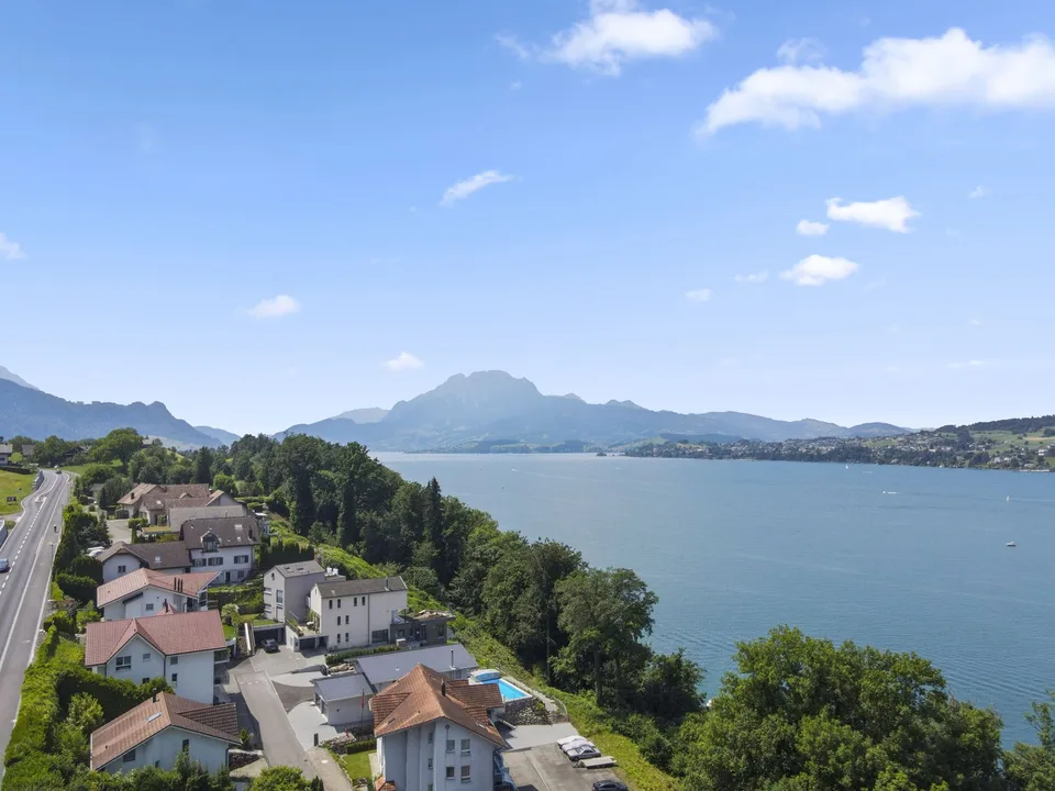 Exclusive 5-room attic apartment with unobstructable lake view in Greppen – available from October 2025 – photo 5 of 5