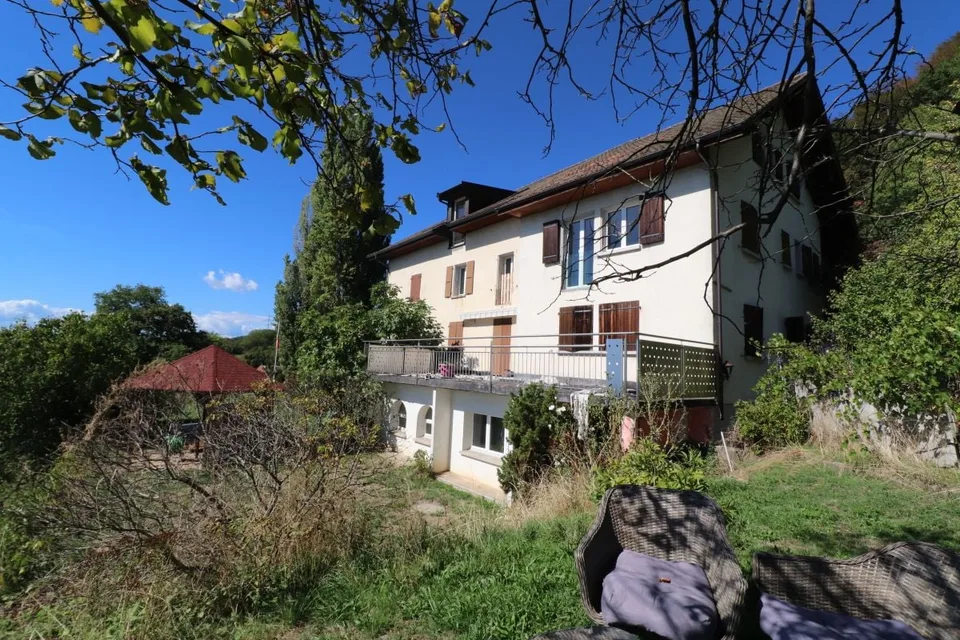 Edificio con 4 appartamenti da ristrutturare con vista panoramica eccezionale sul Lago di Ginevra e le Alpi – foto 4 di 13