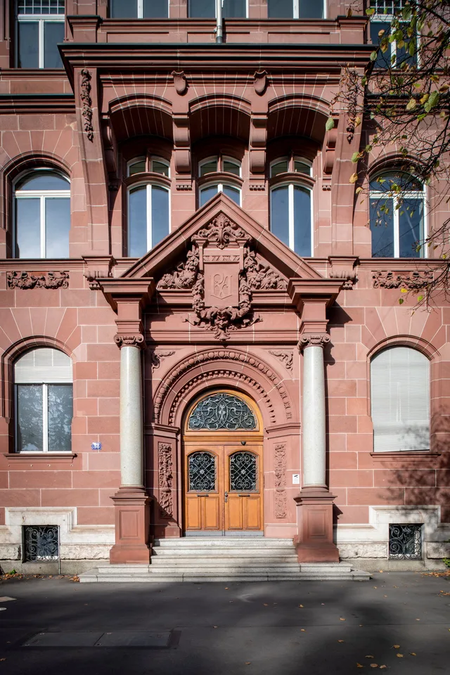 Representative office space on Jenatschstrasse 4 – photo 12 of 12