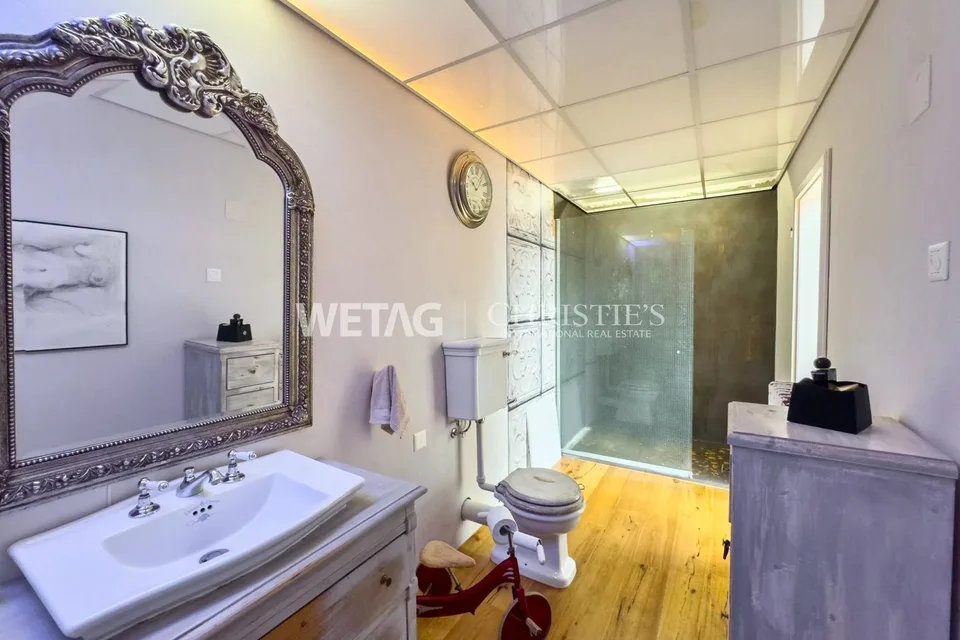 Villa moderna in stile loft con vista lago e piscina interna in vendita a Ronco sopra Ascona – foto 7 di 13