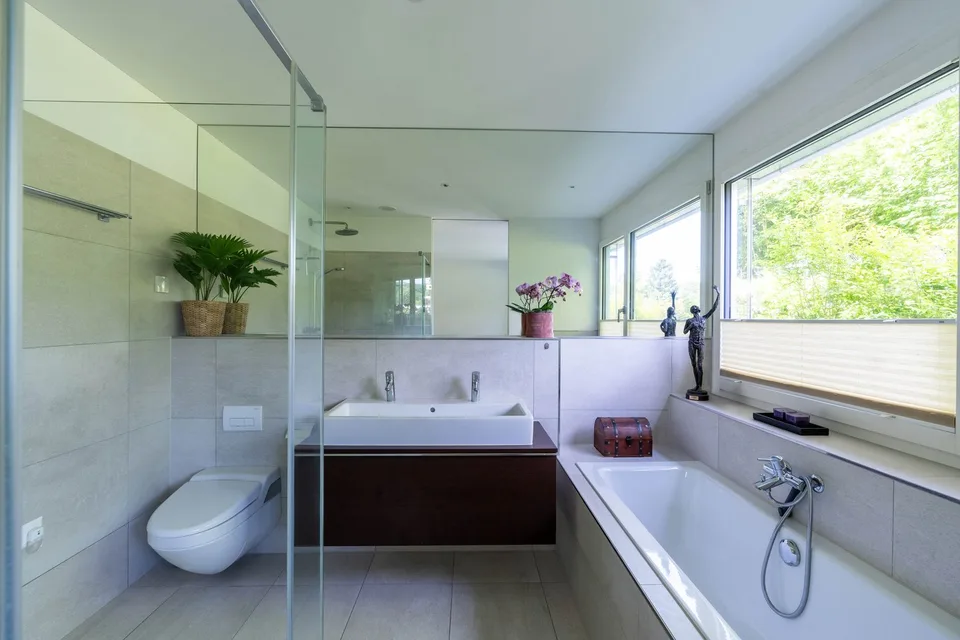 Grosszügige Gartenwohnung mit viel Privatsphäre und Weitsicht – Foto 6 von 14