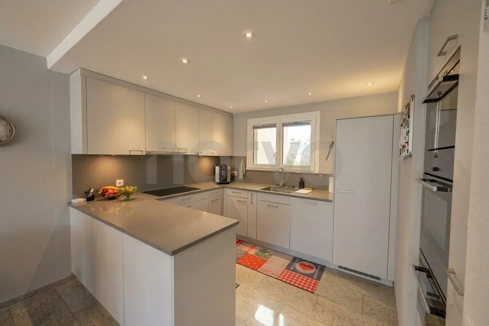 Deux étages, un foyer, charmant appartement familial – photo 3 sur 12