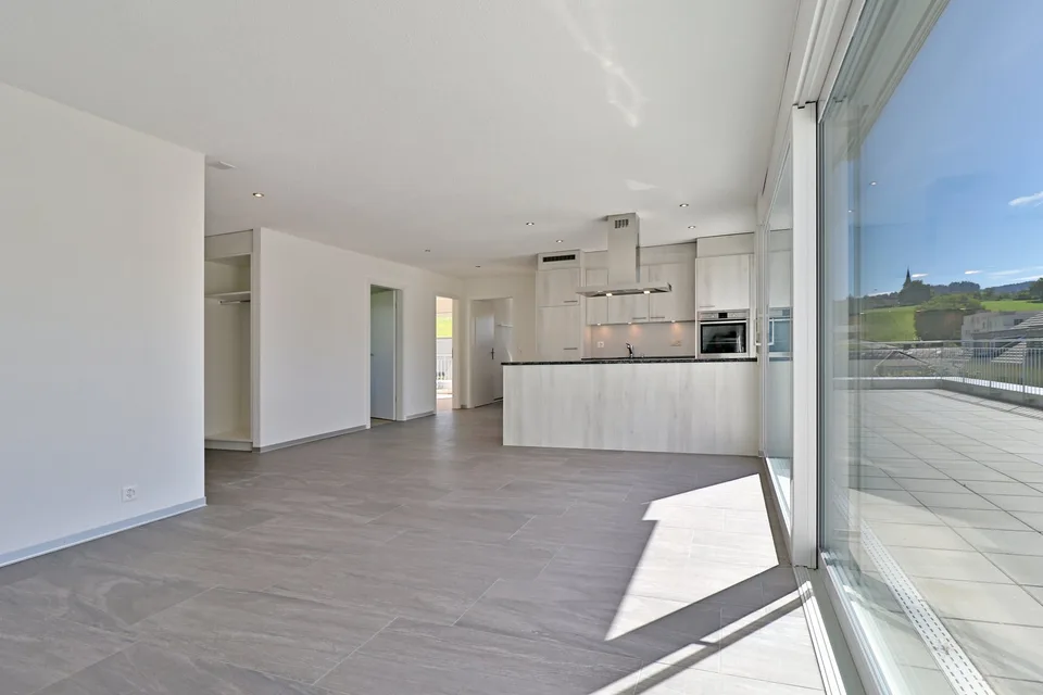 Appartements mansardés modernes avec vue panoramique à Biglen – photo 4 sur 11