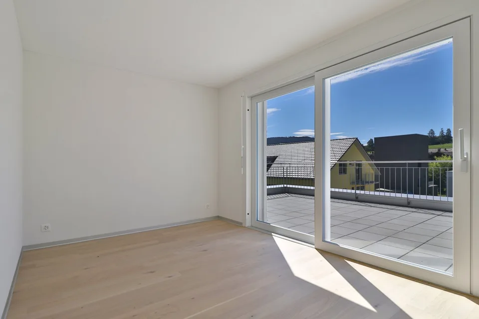 Appartements mansardés modernes avec vue panoramique à Biglen – photo 8 sur 11