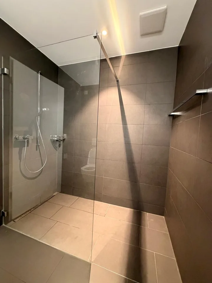 "Neue / Moderne 3.5-Zimmer-Wohnung mit Garten" – Foto 10 von 11