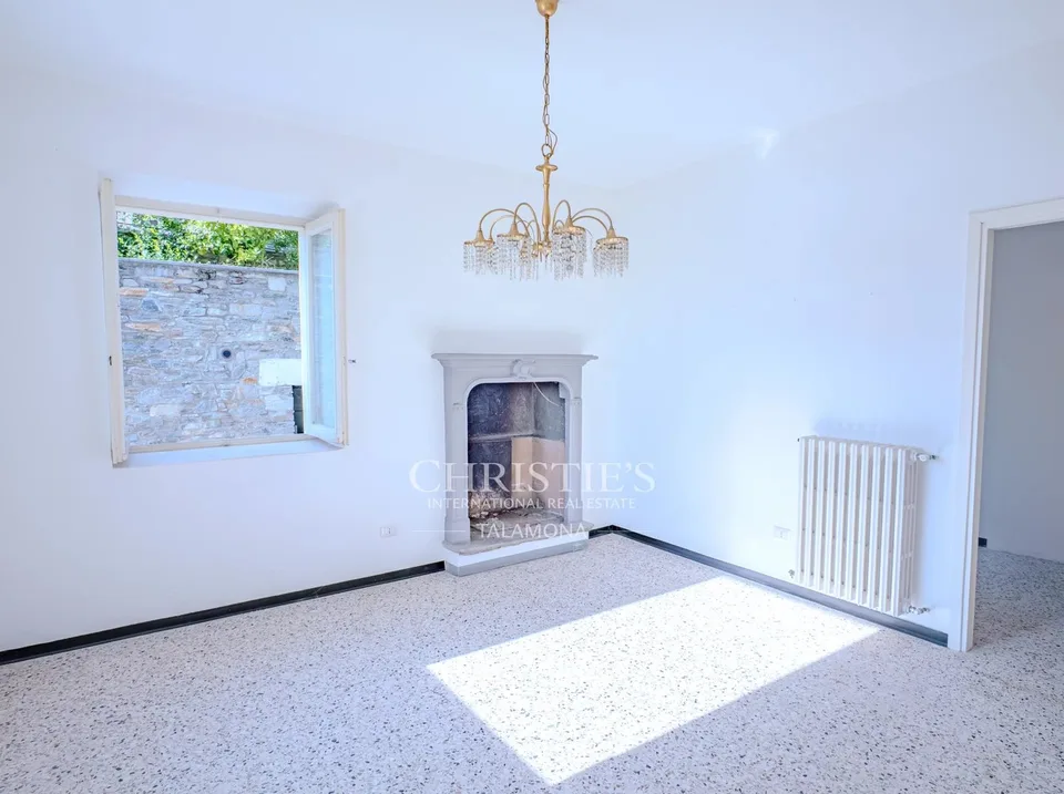 Appartamento elegante con porticato vista lago e giardino privato ad Arolo, Lago Maggiore – foto 11 di 13
