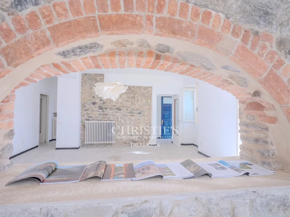 Appartamento elegante con porticato vista lago e giardino privato ad Arolo, Lago Maggiore – foto 7 di 13