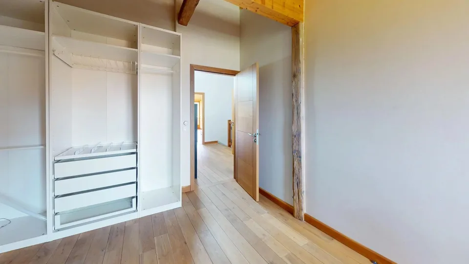Voll möbliertes T4-Renovierungsobjekt mit 218 m² zur Miete in Archamps – Foto 10 von 13