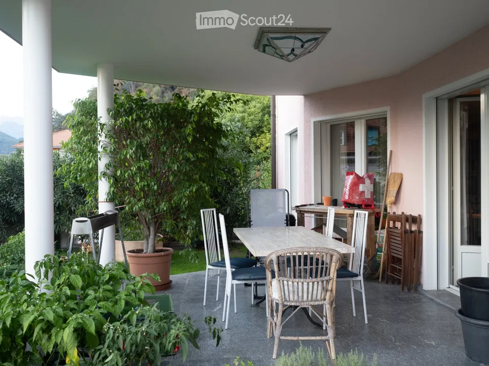 Bellinzona-Ravecchia Geräumiges Haus mit Garten – Foto 2 von 5