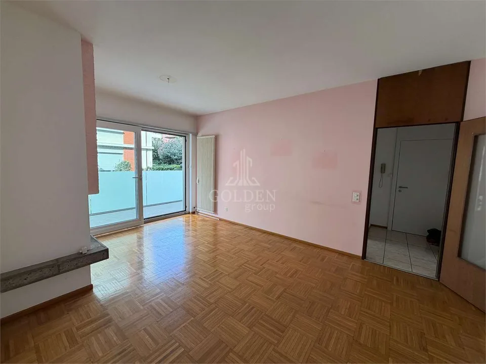 3,5 Zimmer mit großer Terrasse und Schwimmbad in zentraler Lage in Lugano – Foto 3 von 6