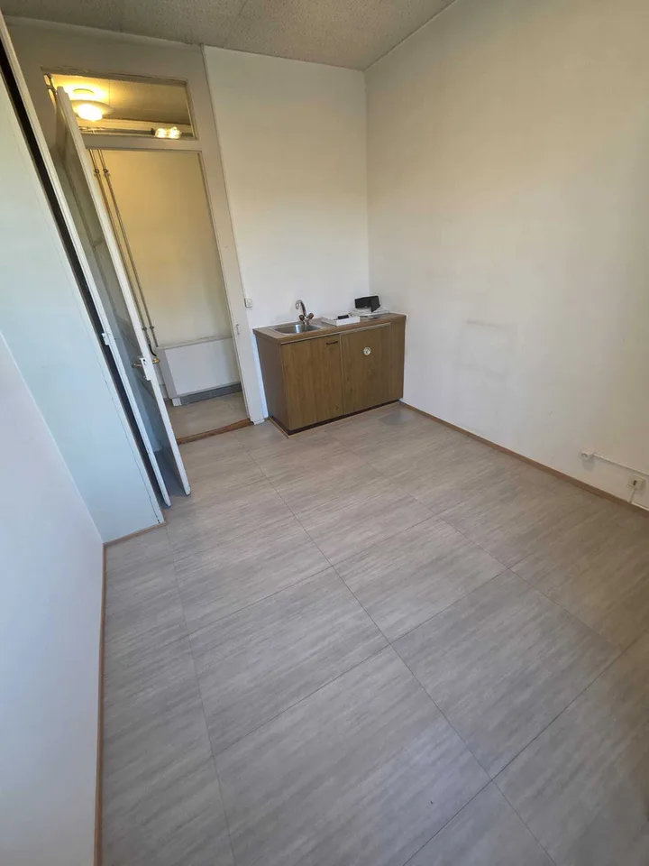 Ufficio / Studio di 56 m2 in affitto nel centro città di Losanna – foto 6 di 6