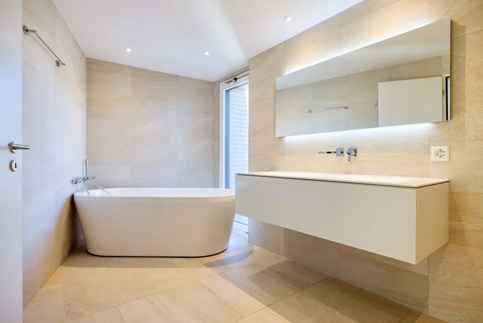 APPARTEMENT ATTIQUE DE LUXE EXCLUSIF AU COEUR DE BURGDORF – photo 8 sur 13