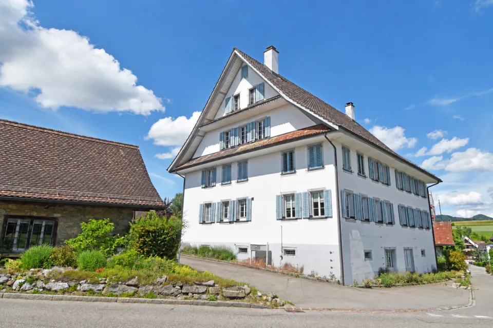 Historisches Zuhause mit grossem Garten, Studio & viel Platz – Foto 14 von 15